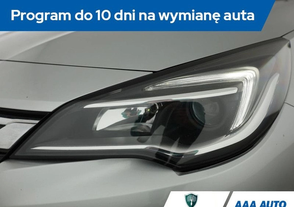 Opel Astra cena 38000 przebieg: 169082, rok produkcji 2017 z Wielichowo małe 211